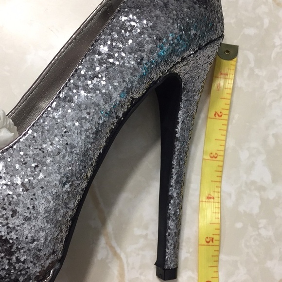 Cupid Silver Sequin Sparkly Glitter High Heels - Picture 4 of 8